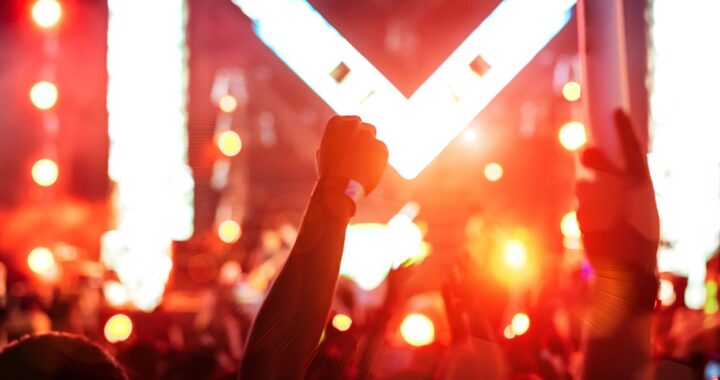 patriotyczne-d--wi--ki-w-skierniewicach--zaproszen-auto-1788